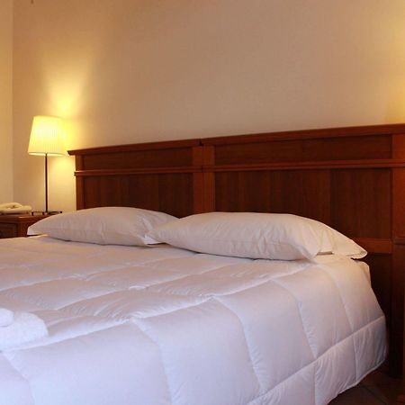 Hotel Portici Vicoforte Екстериор снимка