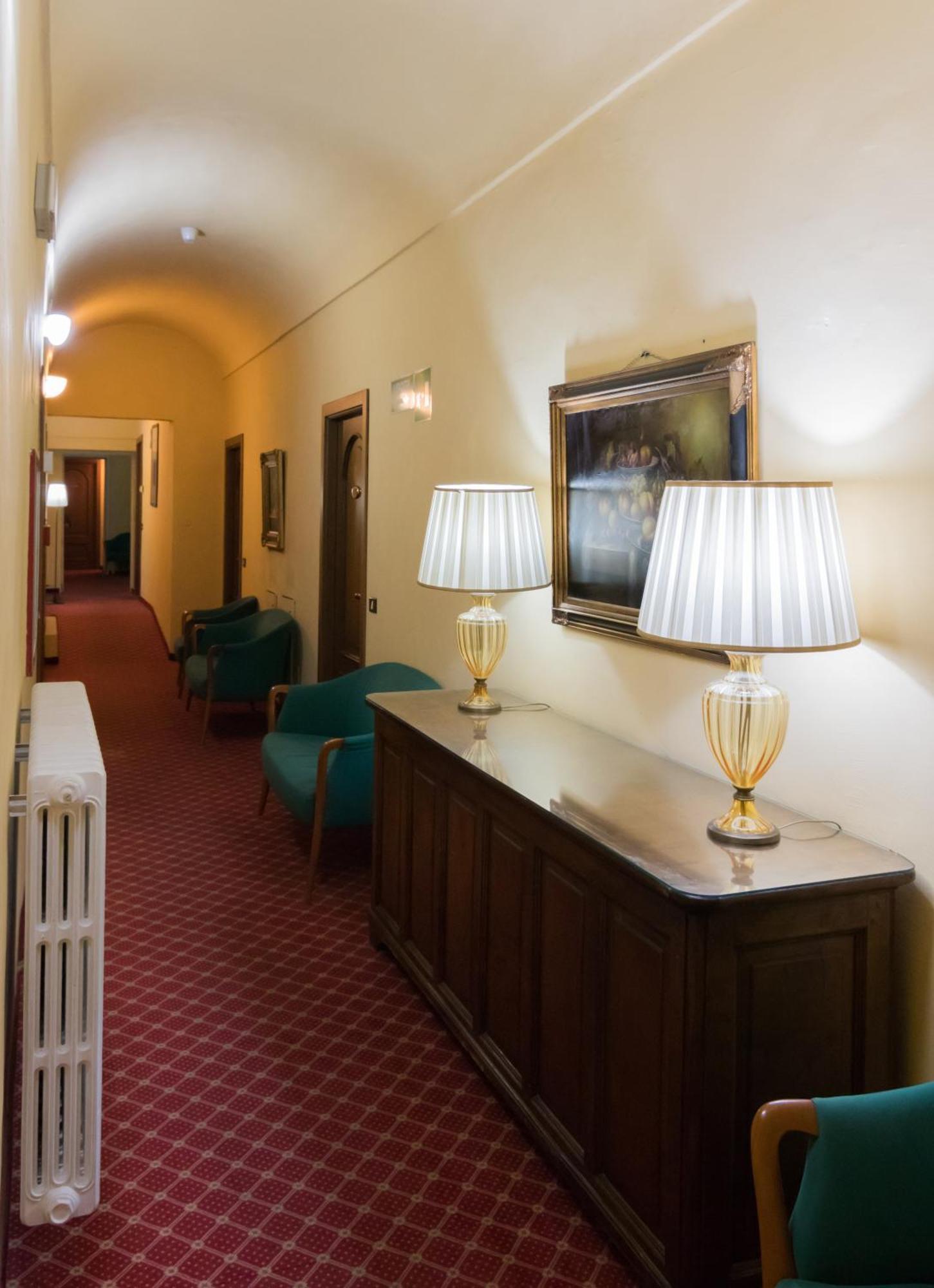 Hotel Portici Vicoforte Екстериор снимка