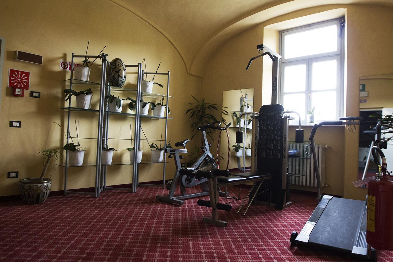 Hotel Portici Vicoforte Екстериор снимка