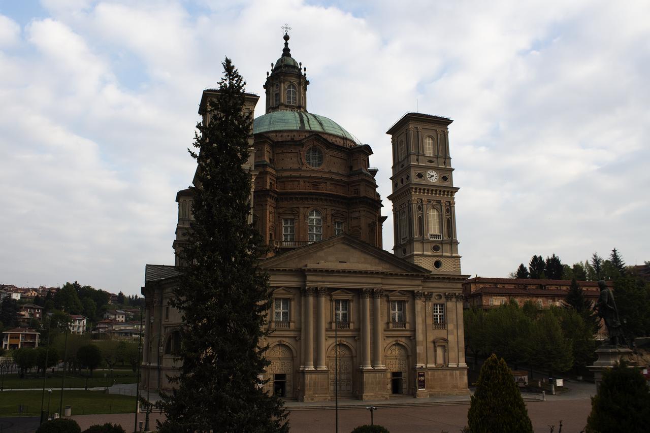 Hotel Portici Vicoforte Екстериор снимка