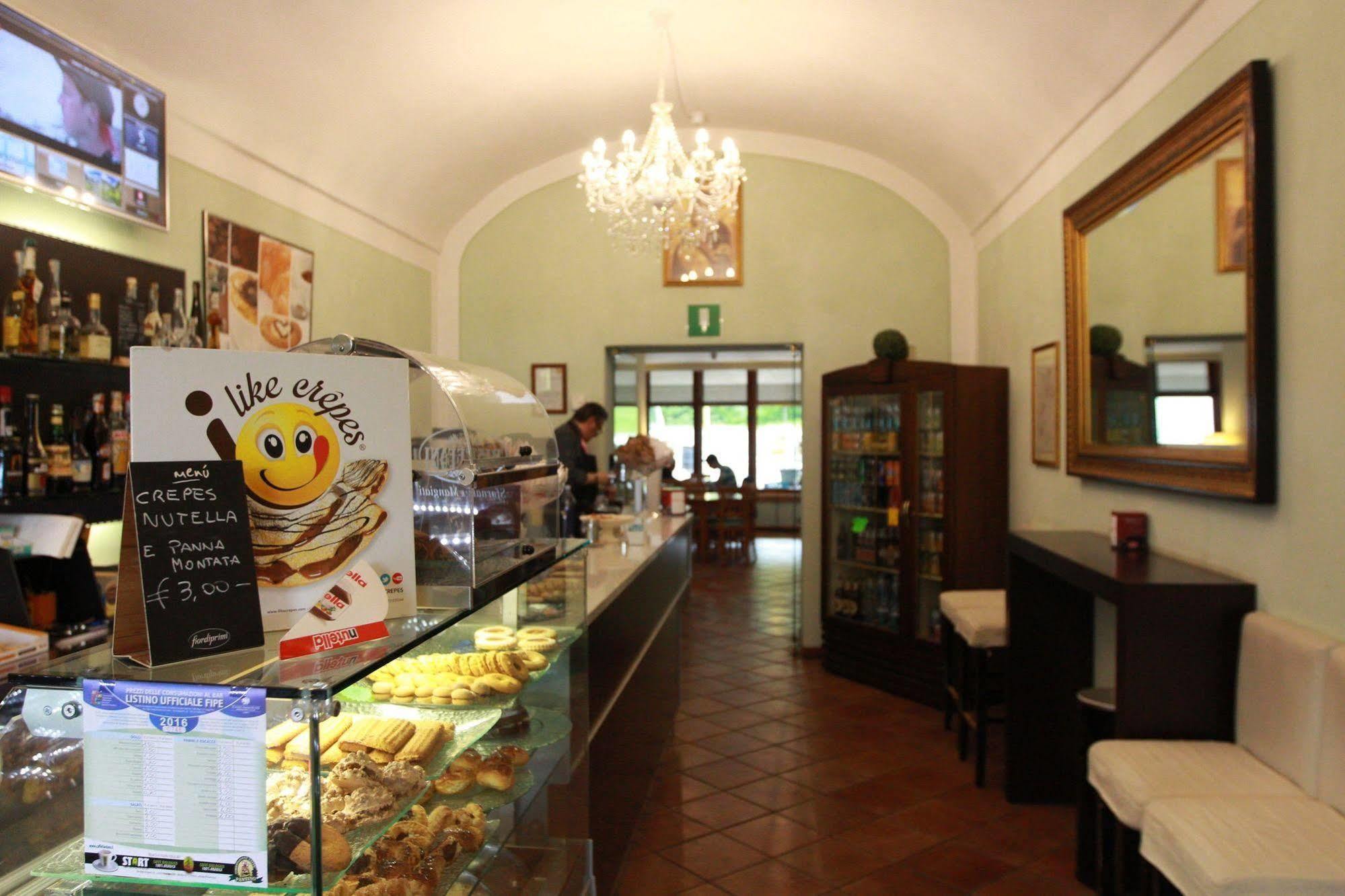 Hotel Portici Vicoforte Екстериор снимка