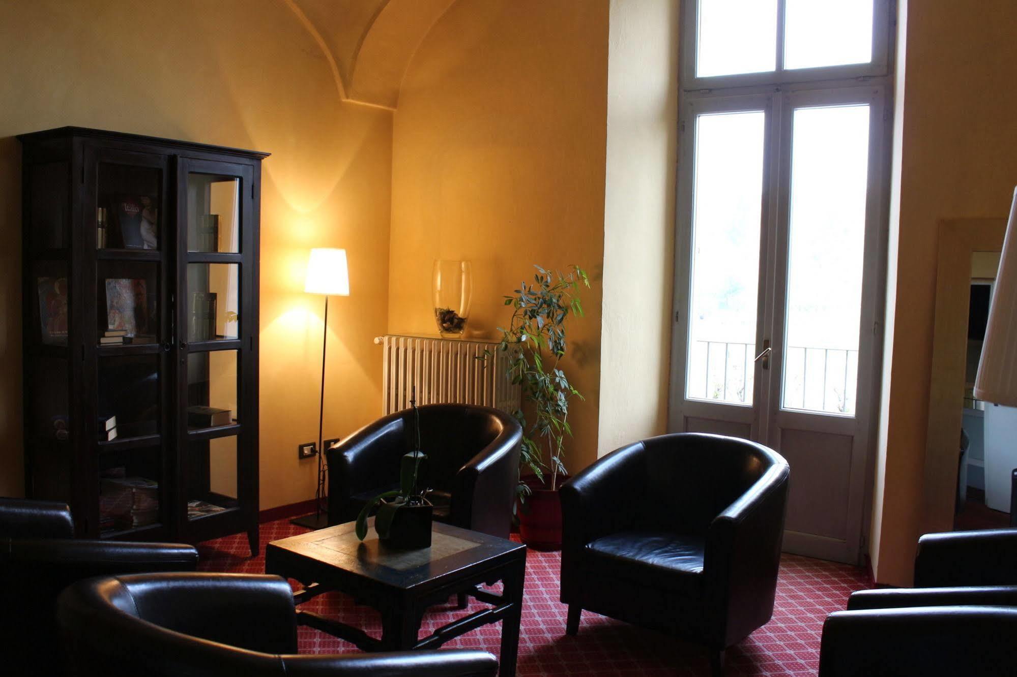 Hotel Portici Vicoforte Екстериор снимка
